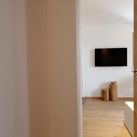 Huber - Das Tiroler B&B Oda ve Kahvaltı 3*