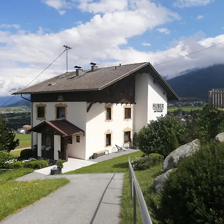 Huber - Das Tiroler B&B Oda ve Kahvaltı Oberperfuss