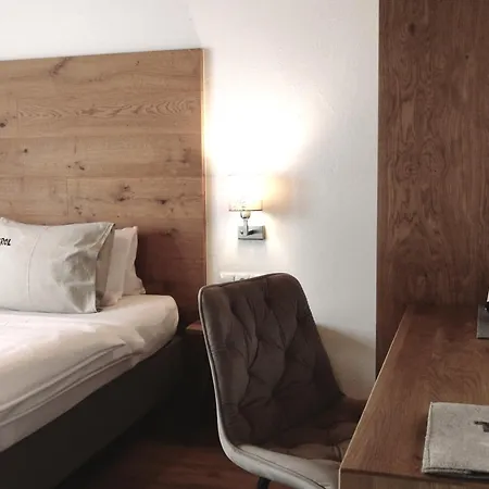 Oda ve Kahvaltı Huber - Das Tiroler B&B Oberperfuss