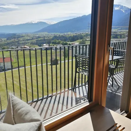 Huber - Tiroler Bed & Breakfast 3*
