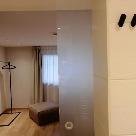 Huber - Das Tiroler B&B Oda ve Kahvaltı 3*